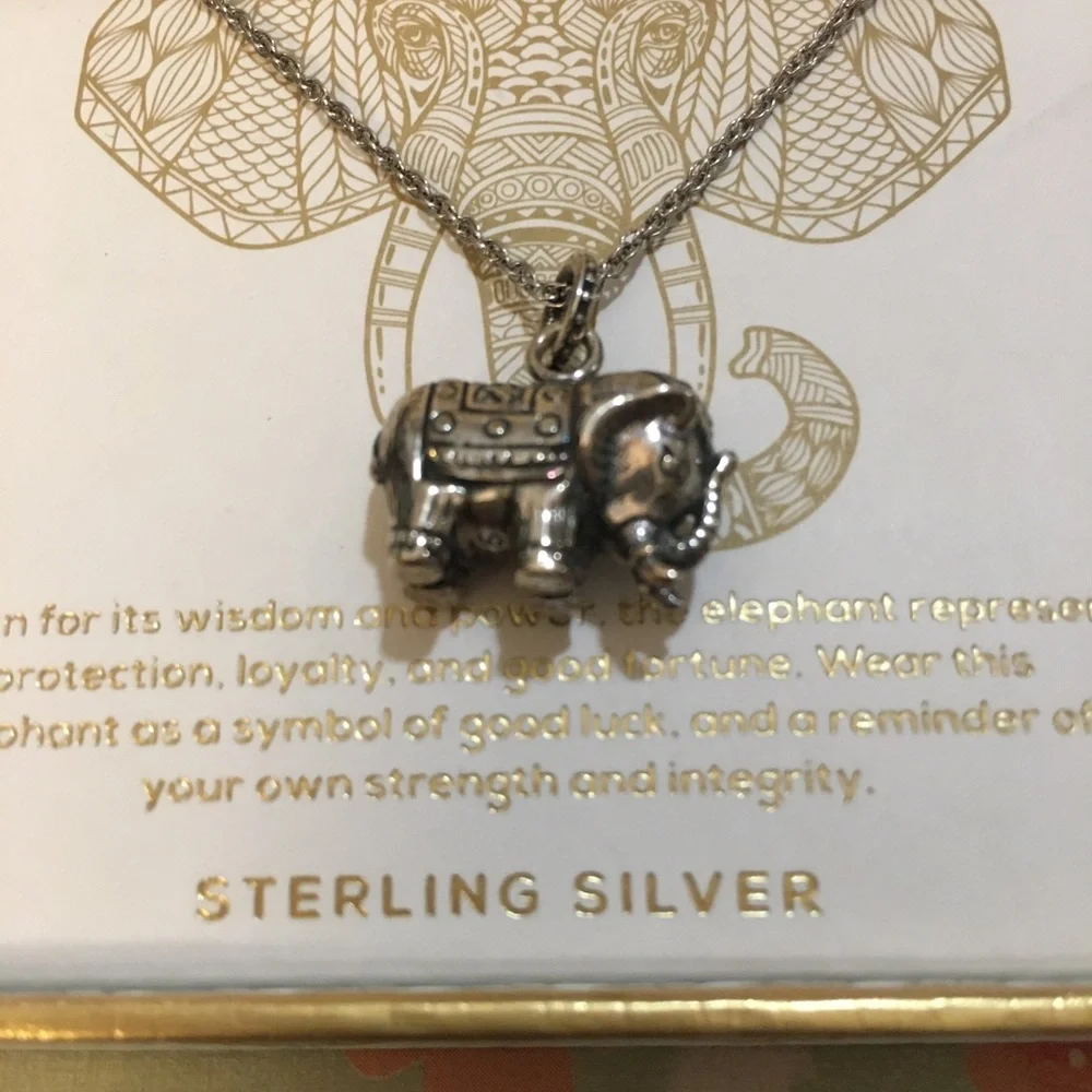 Annika Witt 3D Elephant Pendant Necklace Sterling Silver New in box - Picture 3 of 9